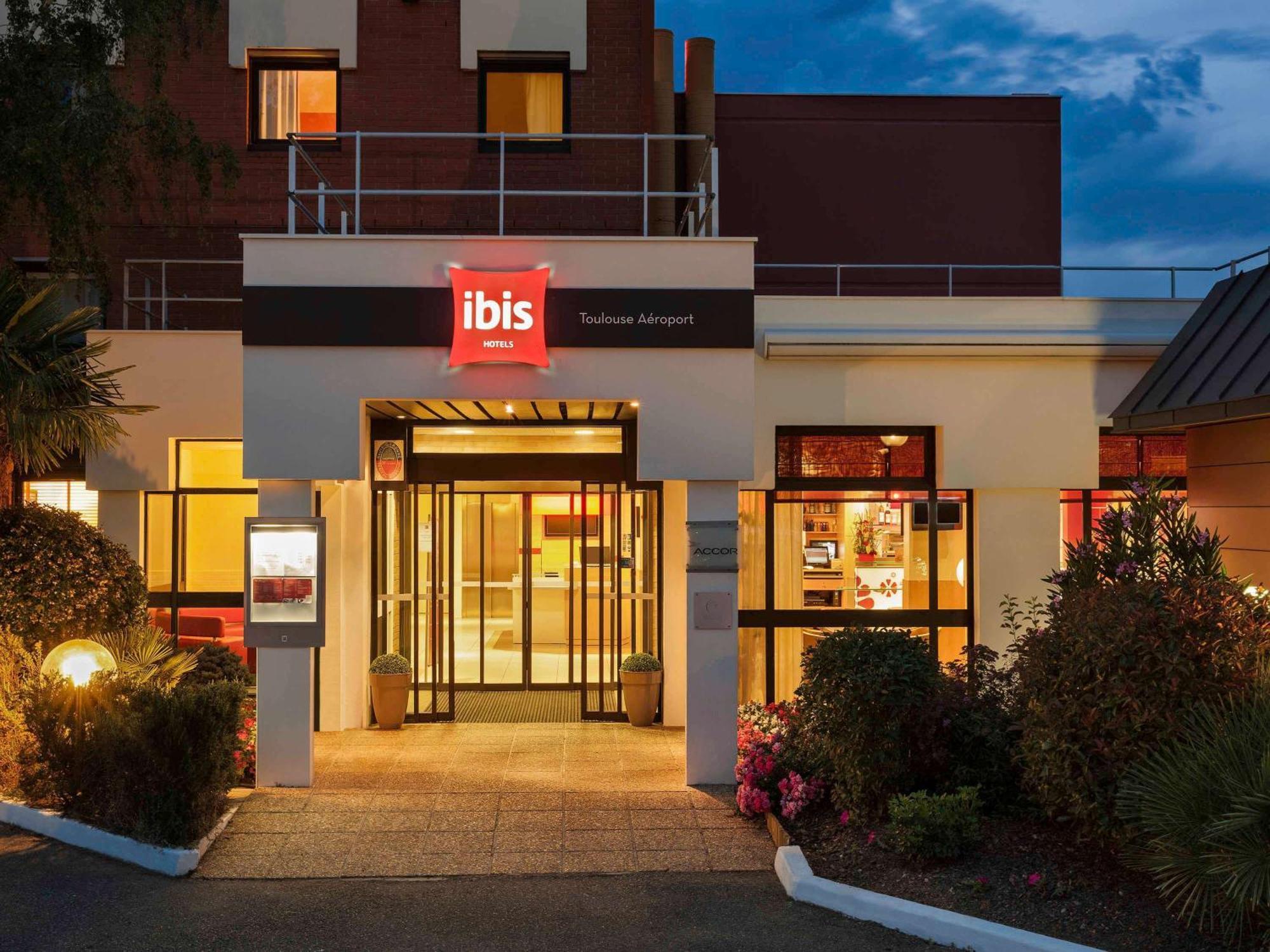 Готель Ibis Toulouse Aeroport Бланьяк Екстер'єр фото